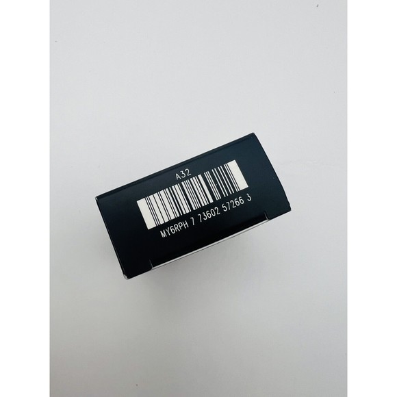 Mac Frost Eye Shadow IN LIVING PINK - Full Size 1.5 g / 0.05 Oz. New in box - Picture 4 of 5